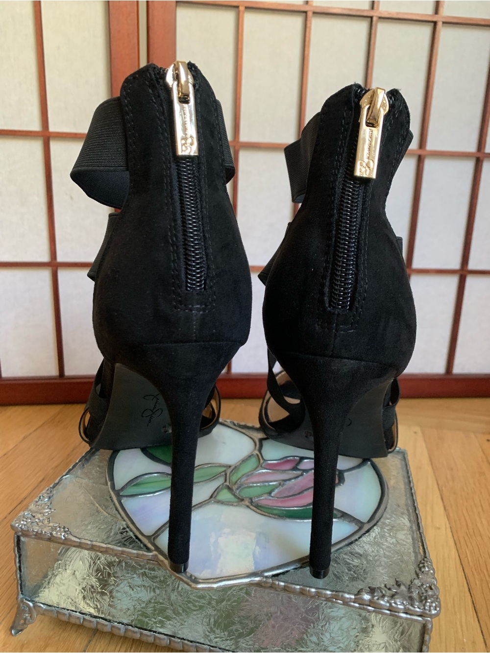 EUC JESSICA SIMPSON JULLRY Black Hi-Heel Back-Zip Elastic-Band Straps Size 10M - Picture 4 of 15